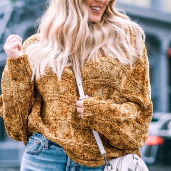 Free People Sweaters - Free people velvet dreams pullover